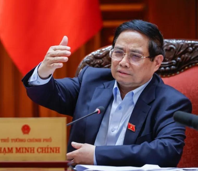 越南终于不装了，把话撂这儿，越南建设部部长陈宏明近期明确要求，越南南北高速铁路项