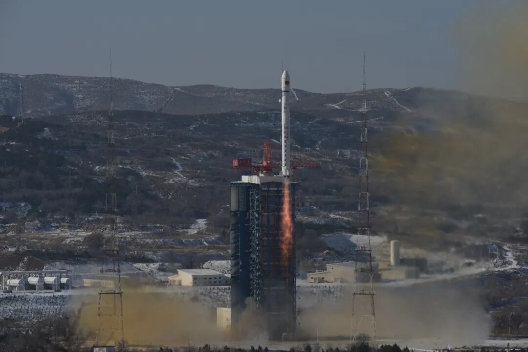 发射！【中国🇨🇳航天航天长征四号乙运载火箭成功发射资源三号04星】2025