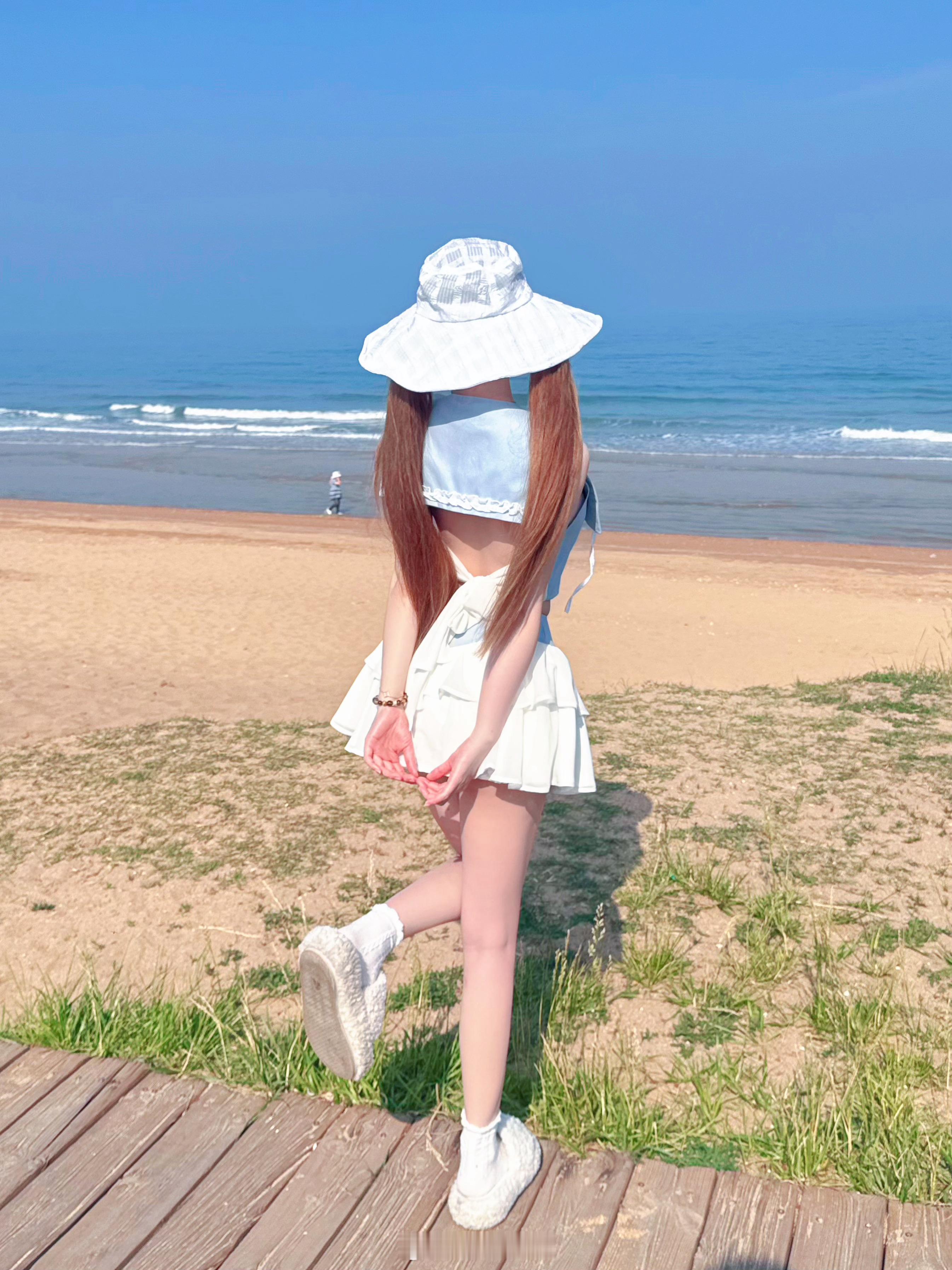 去海边玩啦🌊​​​