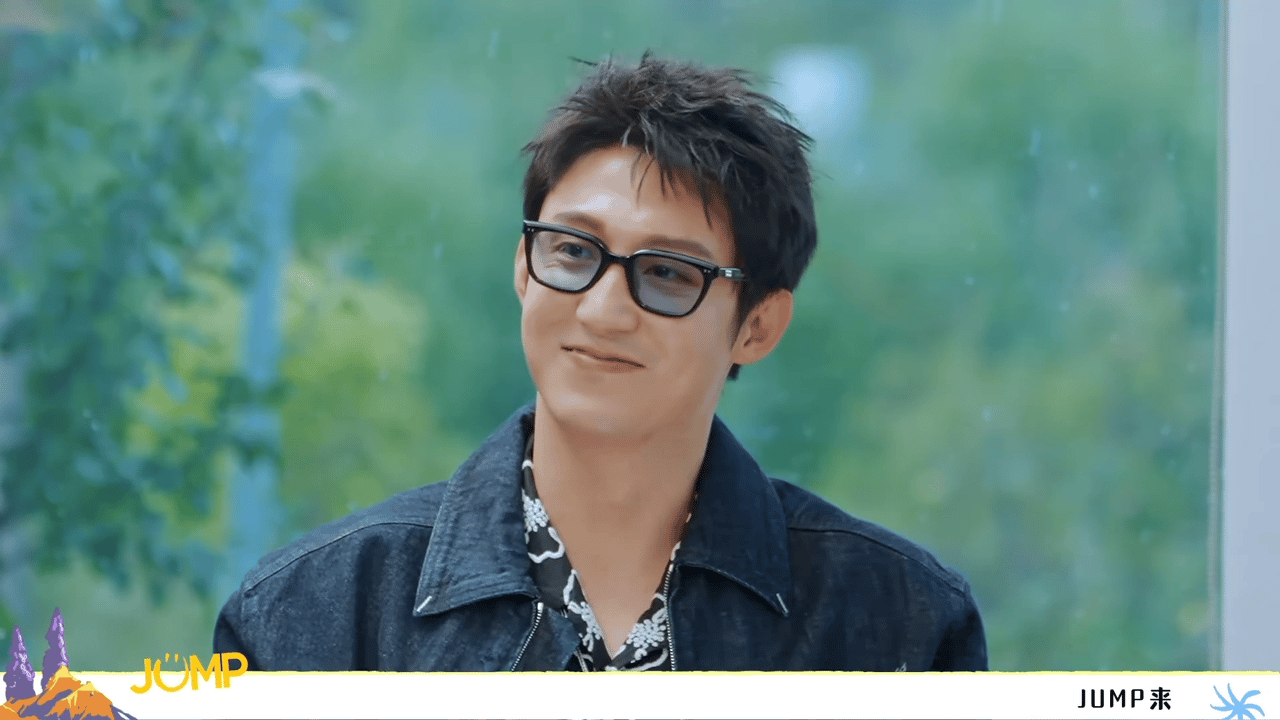 黄景瑜我爱听你多夸点黄景瑜就像个听到夸赞就会开心冒泡的孩子🥰在现在就出发
