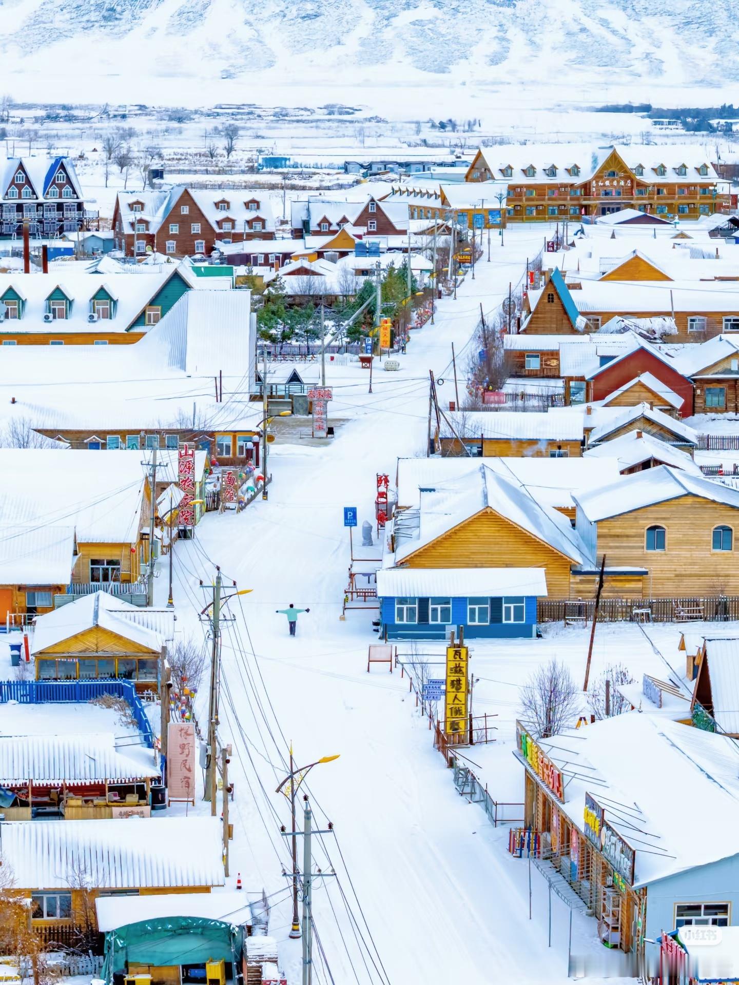 下午给我妈打了一个电话，老家还没下雪，希望过年的时候能下，因为瑞雪兆丰年。