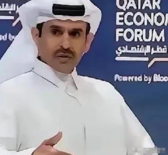 卡塔尔正式宣布暂停跟中国的合作，而且短时间内不会恢复，也就是说现在卡塔尔不给中国