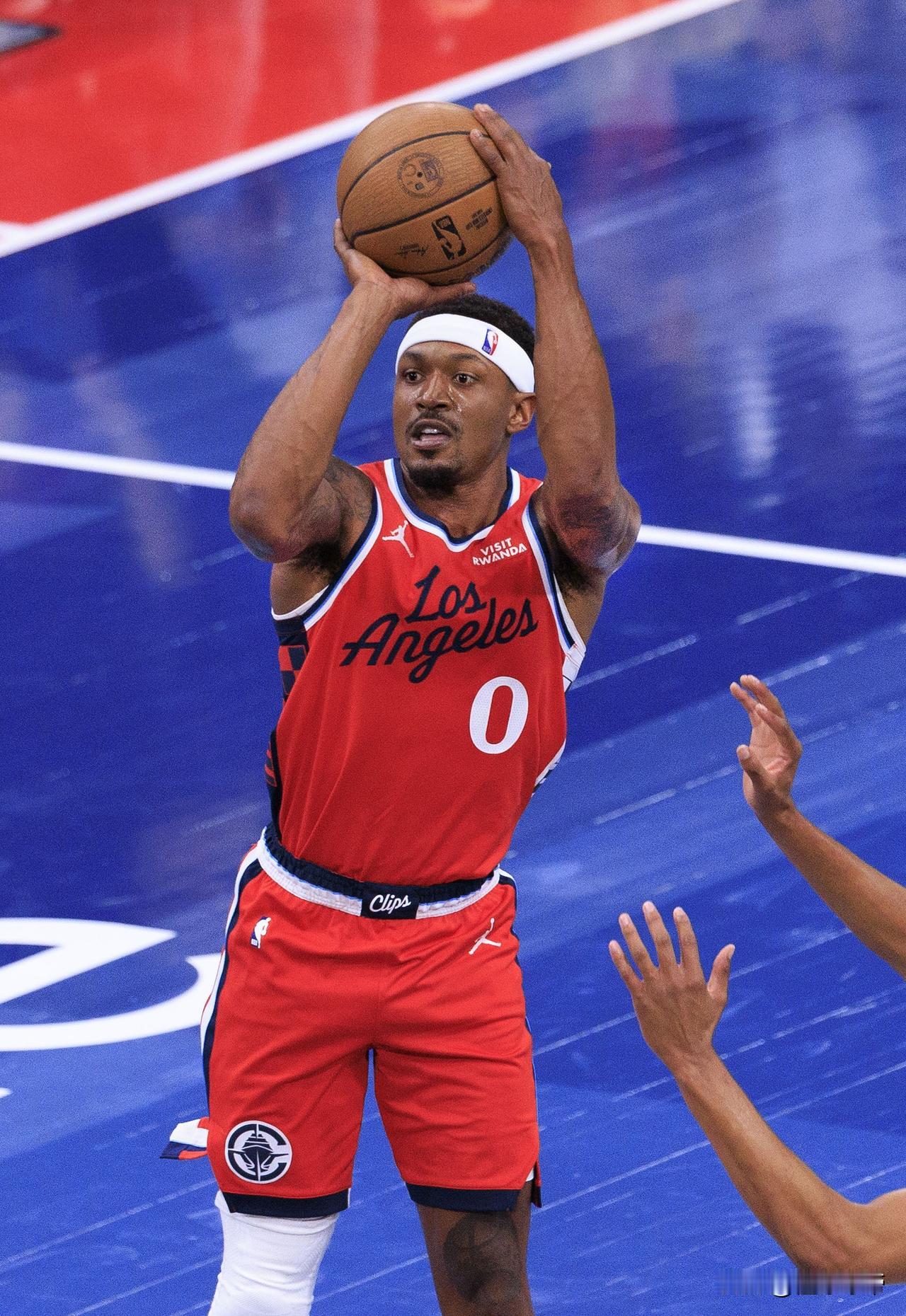 5000万的比尔是鸡肋，没想到500万的比尔更是鸡肋!在今天快船与太阳的比赛