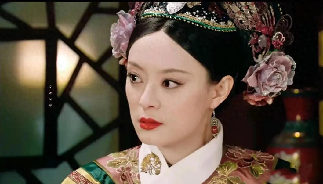 很多人非常奇怪周迅之前多次获奖，怎么一部如懿传就暴露了演技，其实周迅和其他女星不
