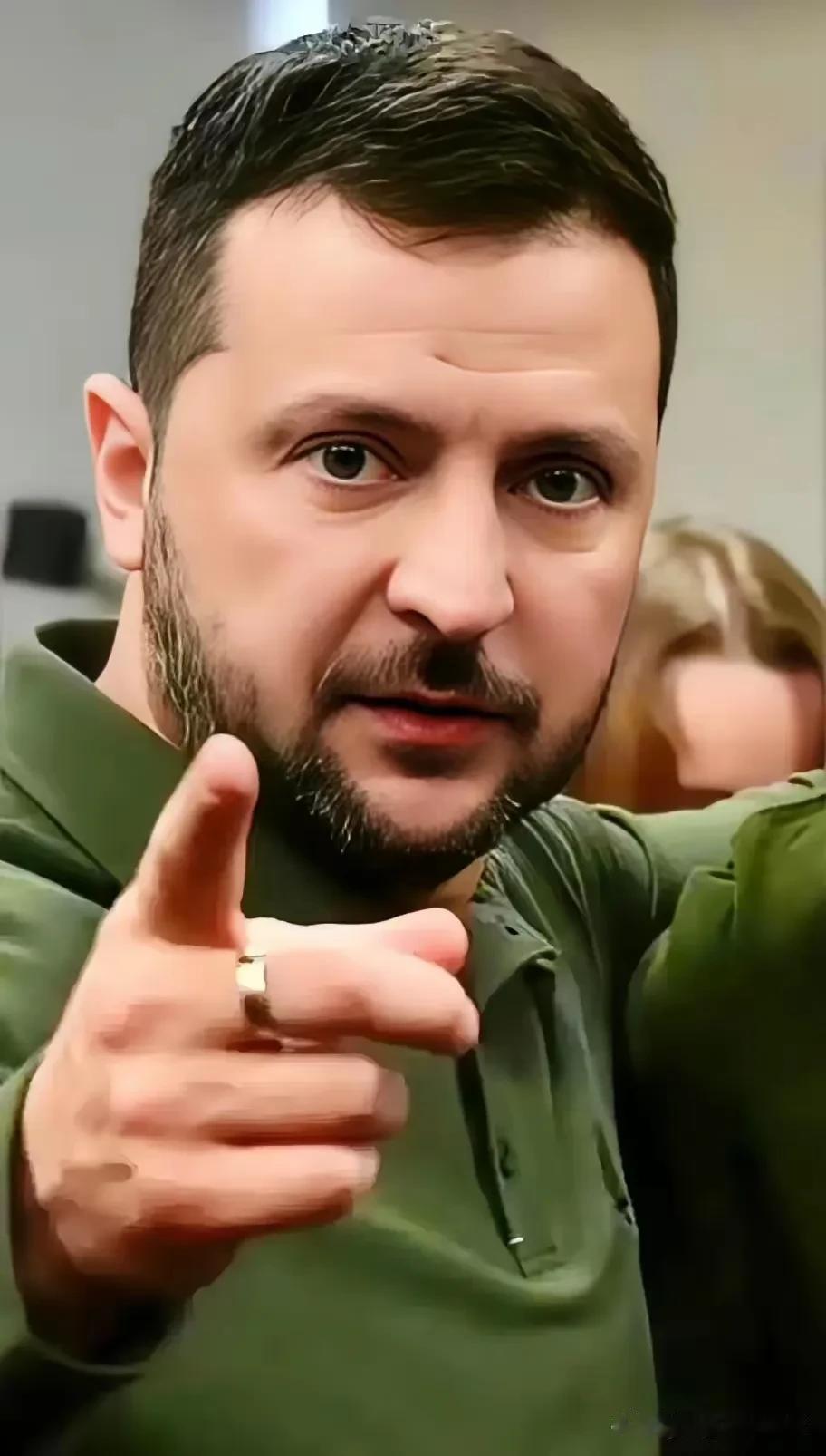 美国这波操作太扎心了1月20日，现实狠狠打了理想一巴掌。泽连斯基拼了四年，就