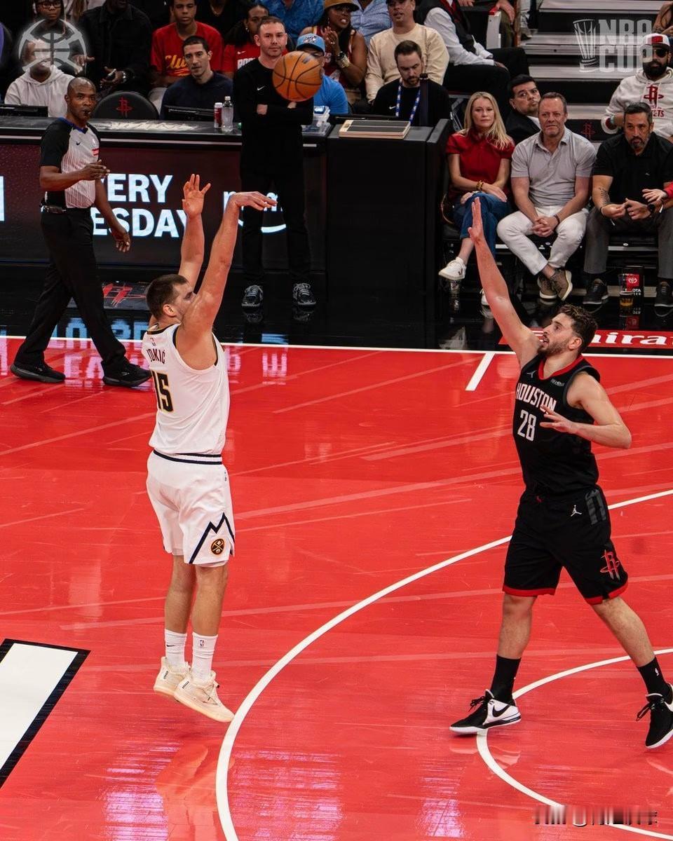 掘金二少合砍60分助队“灭火”！掘金112：109险胜火箭，看看球员数据，谁是赢