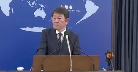 日本表态了！承认中国很重要。前两天还闹得挺凶，这两天就换了一张脸。日本那个外