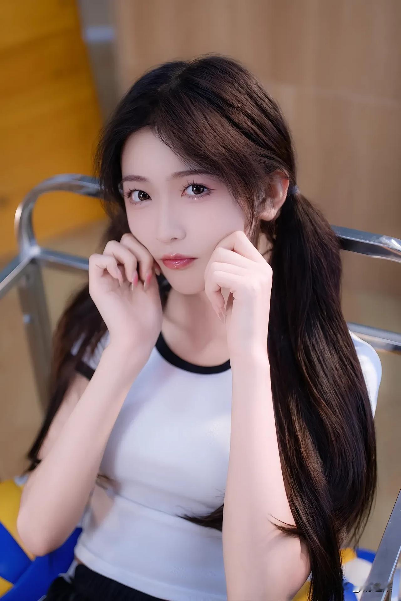 元气少女，甜美可爱，元气满满的一天！💖✨