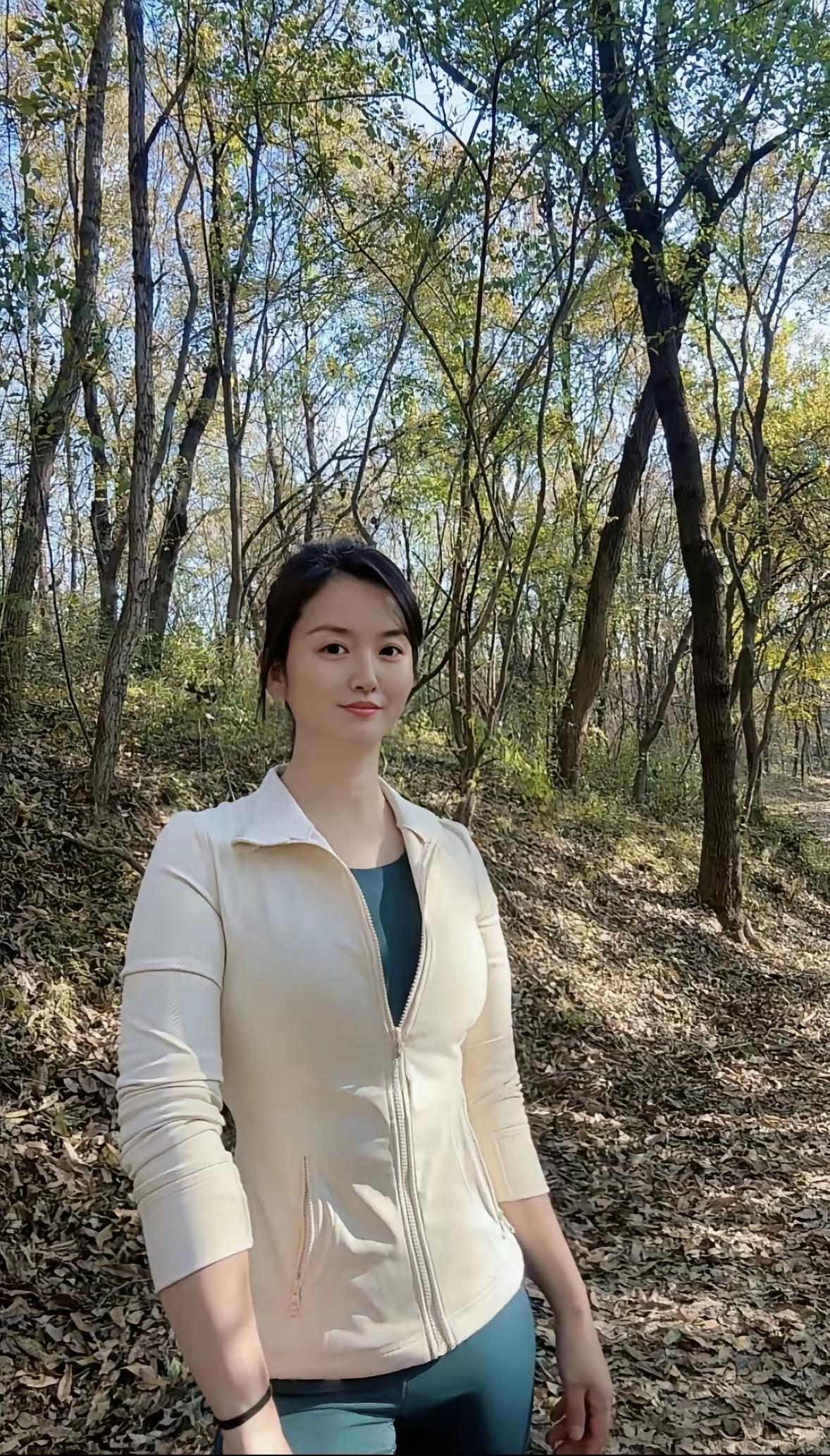 微胖滴女生好看还是苗条好看?美从来就不该被定义，健康、自信、展现出个性，就是最美