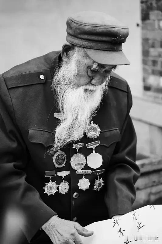 老红军胡正先逝世享年108岁2026年1月19日凌晨，老红军胡正先在安徽六安