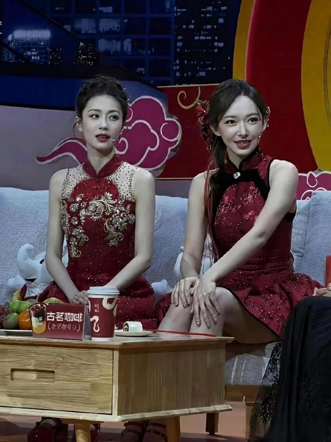 这才是真正的大腿，没有拉直，没有美颜