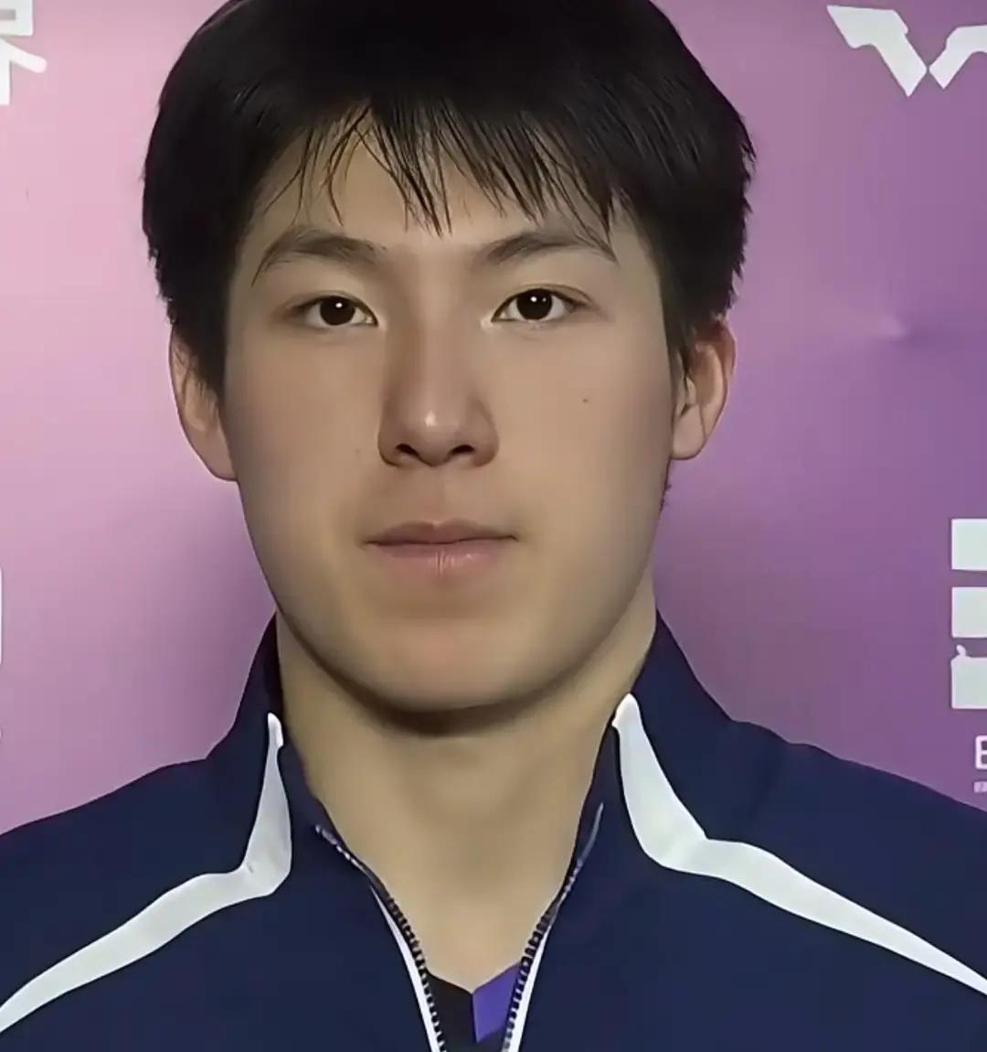 周启豪拿到伦敦世乒赛直通门票后，很多人担心温瑞博没有了参赛资格，毕竟作为20