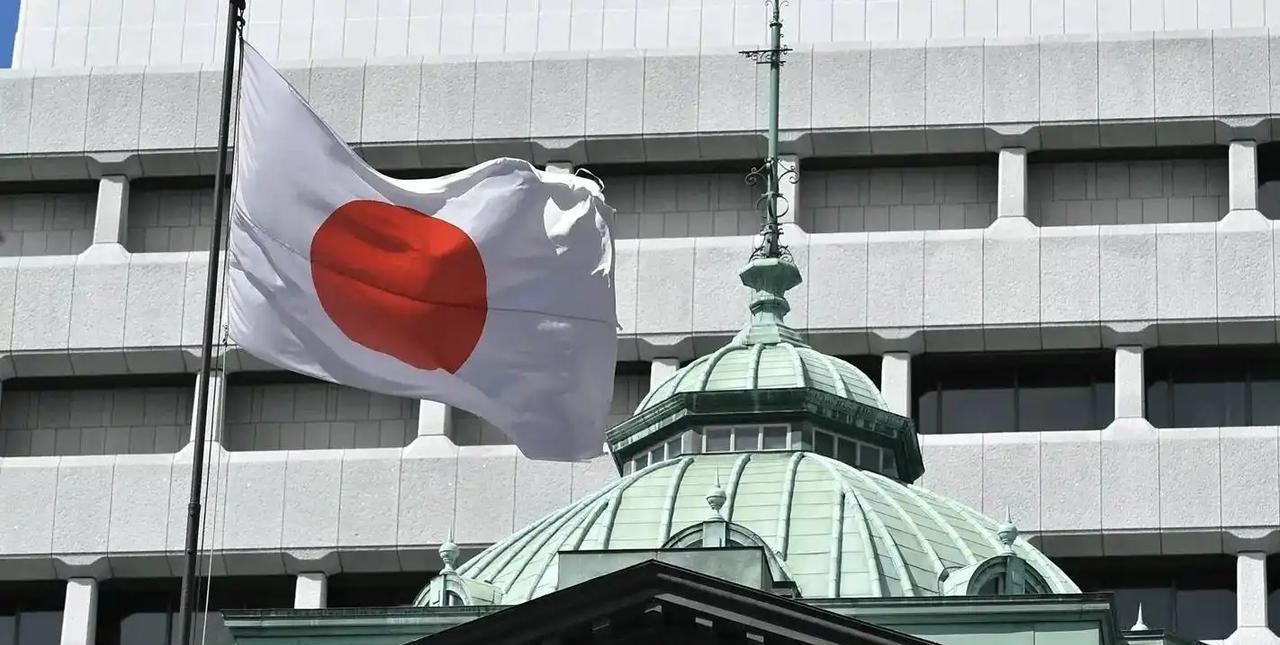为什么说日本未来一定会彻底倒向东方？因为日本现在考虑的不是什么时候崛起，而是如果