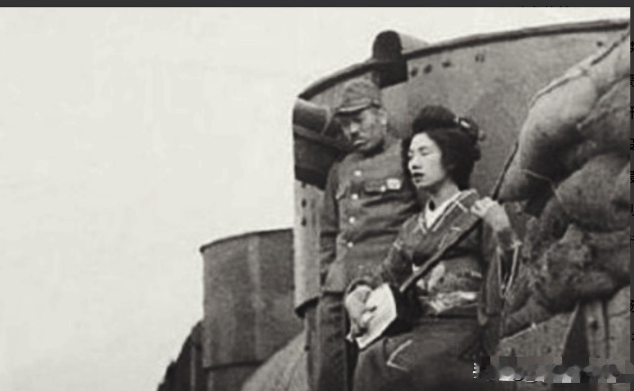 1942年，新四军重要情报员被捕，新四军想抓日军队长的老婆去交换，却误抓了日军师