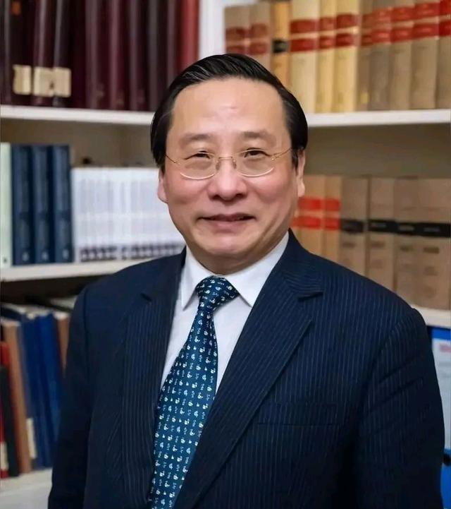 特朗普会来参加9.3胜利日阅兵吗？专家高志凯给出答案。9.3胜利日阅兵，简单来