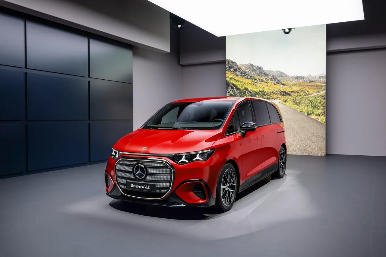 【奔驰纯电MPV，在中国一众新能源豪华MPV市场，算啥水平？】梅赛德斯-奔