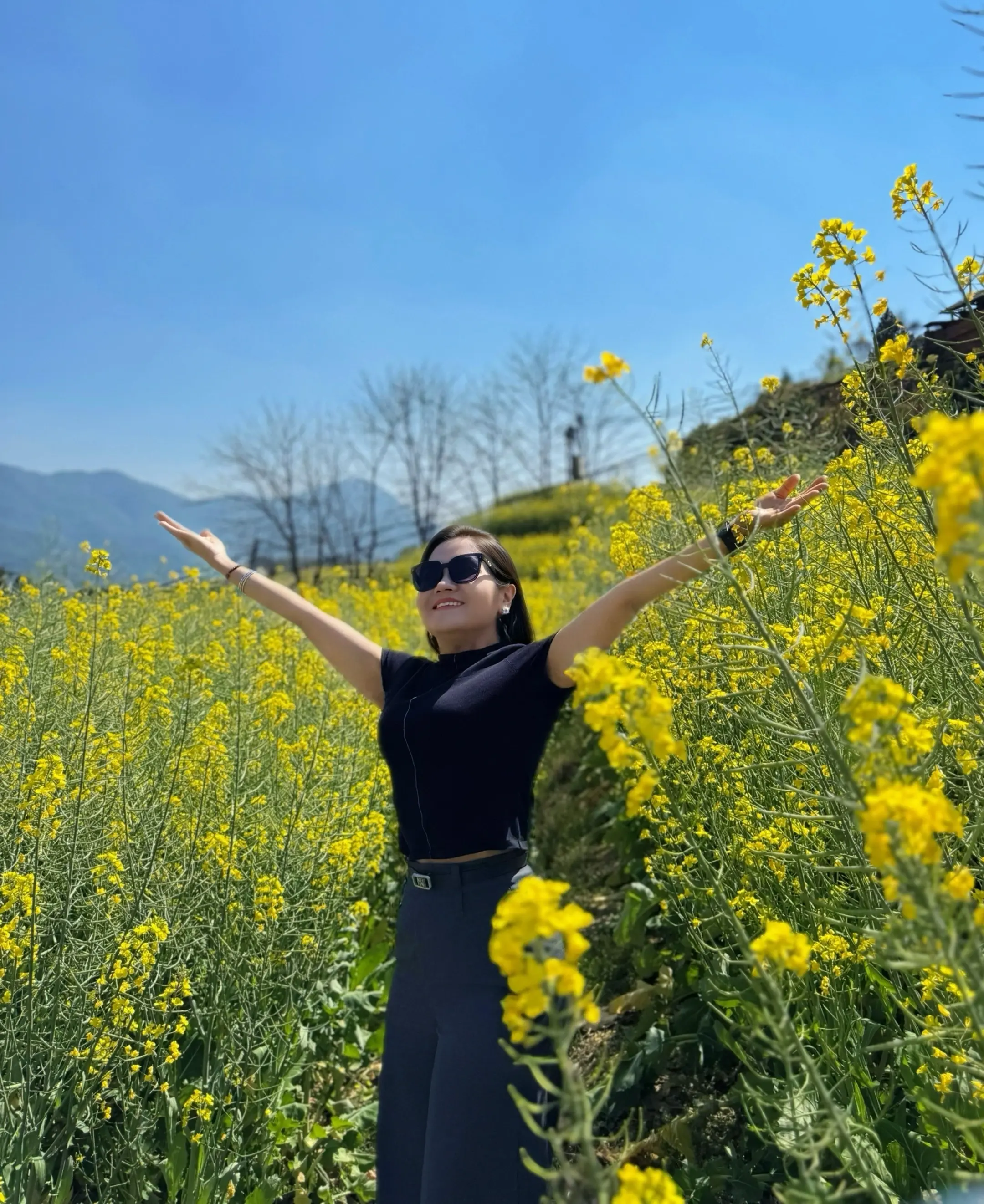 山野烂漫，不负春光，不负自己。