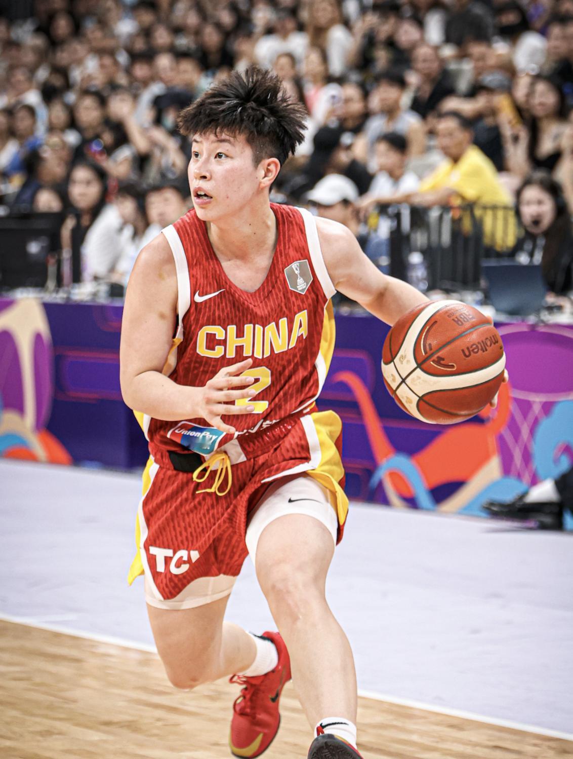 李缘复出，中国女篮赢球。今天凌晨的中国女篮终于赢下马里，结束三连败的热身。