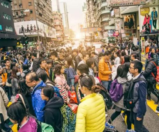 中国将迎来人口死亡高峰？22年1041万人去世，23年1110万，去年呢？ 