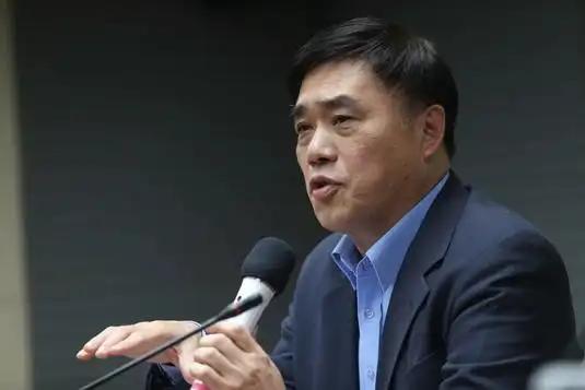 我们举行盛大的仪式纪念抗战胜利，没想到国民党前副主席郝龙斌却不舒服了！ 他说