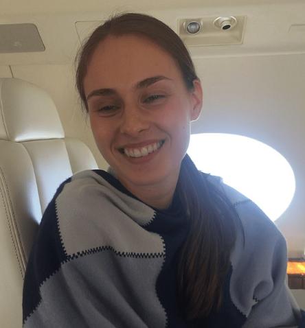 爱泼斯坦女友反击：如果我死了就曝光一切！她还发帖称：“马斯克不是最邪恶的恶魔，爱