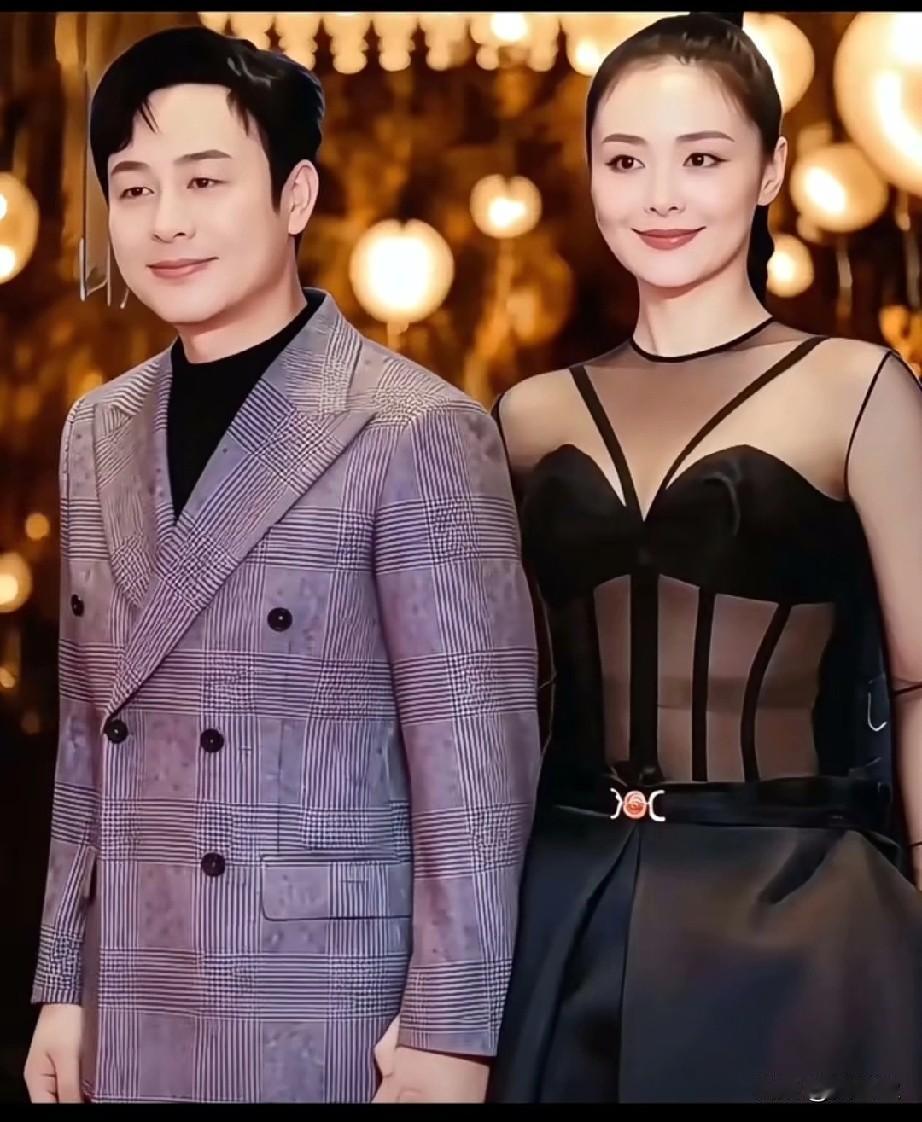 在一次参访时候，有人问高叶：“你拍戏的时候，对张颂文动过心吗？”高叶性格耿直，一