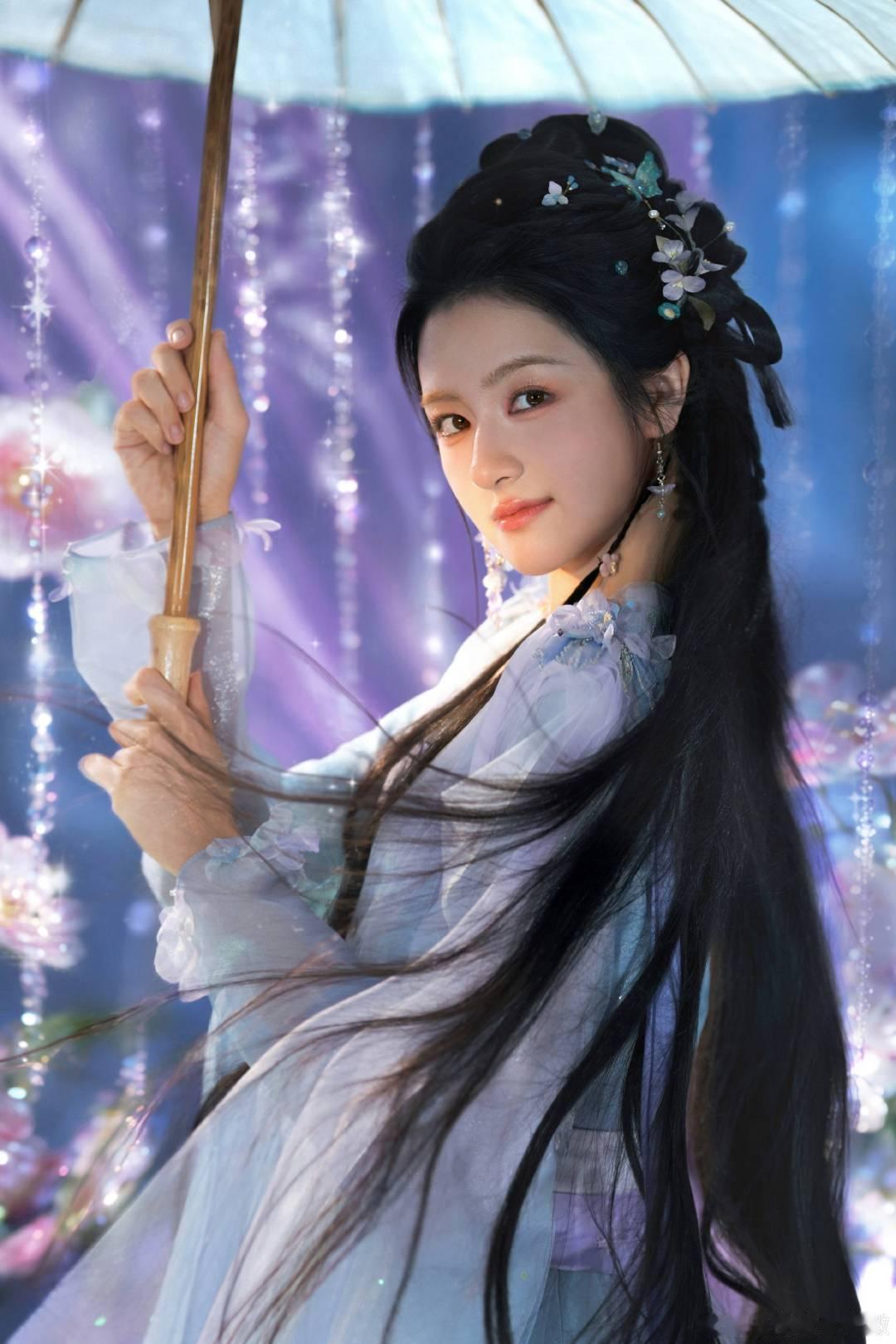 这个女孩太美啦！好牛的造型！速速速抬上来！期待李兰迪千云兮！｜#李兰迪异域民族少女造型路透#｜#李兰