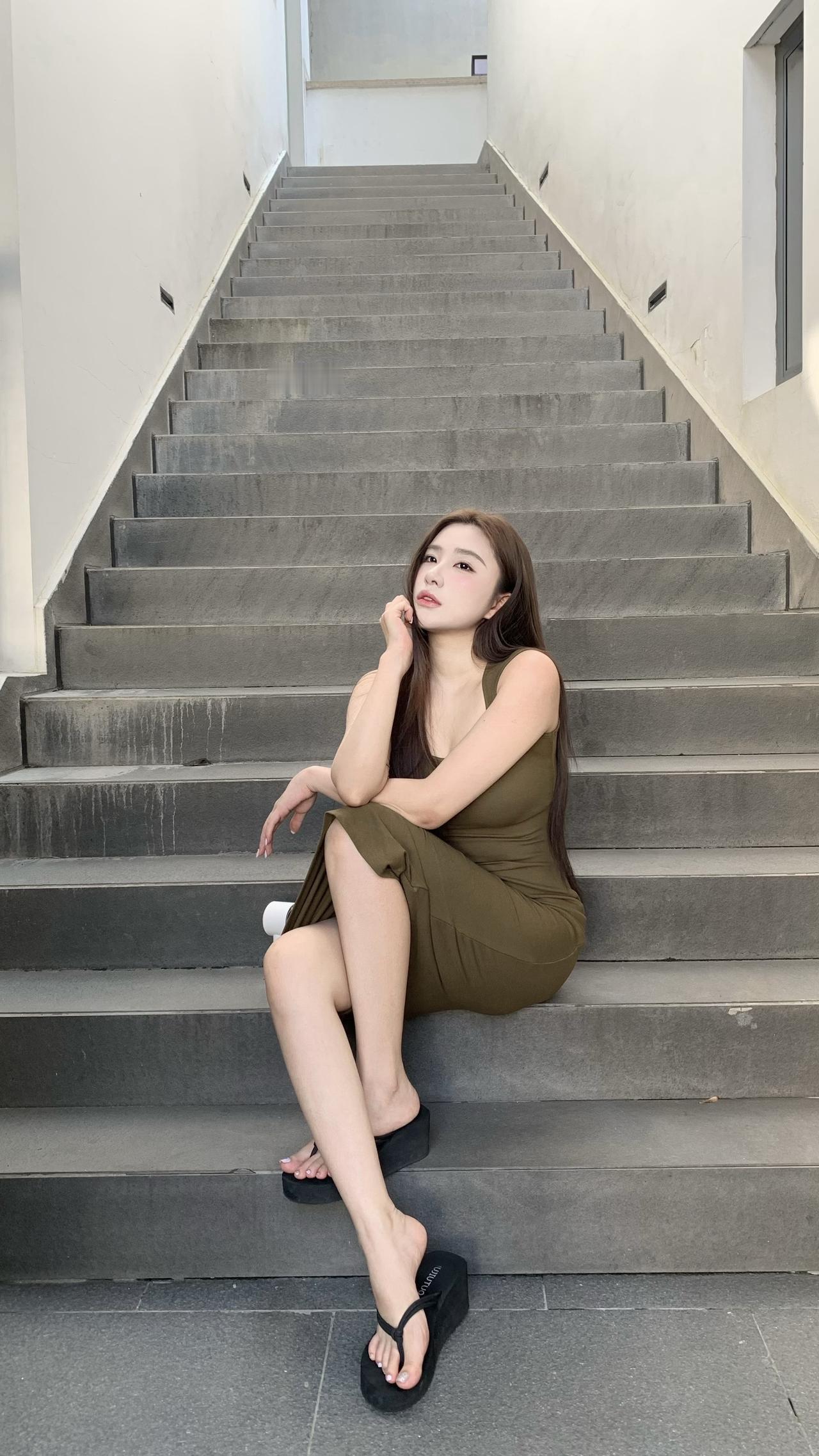 比女孩成熟比女人天真淡系ootd高智淡人穿搭