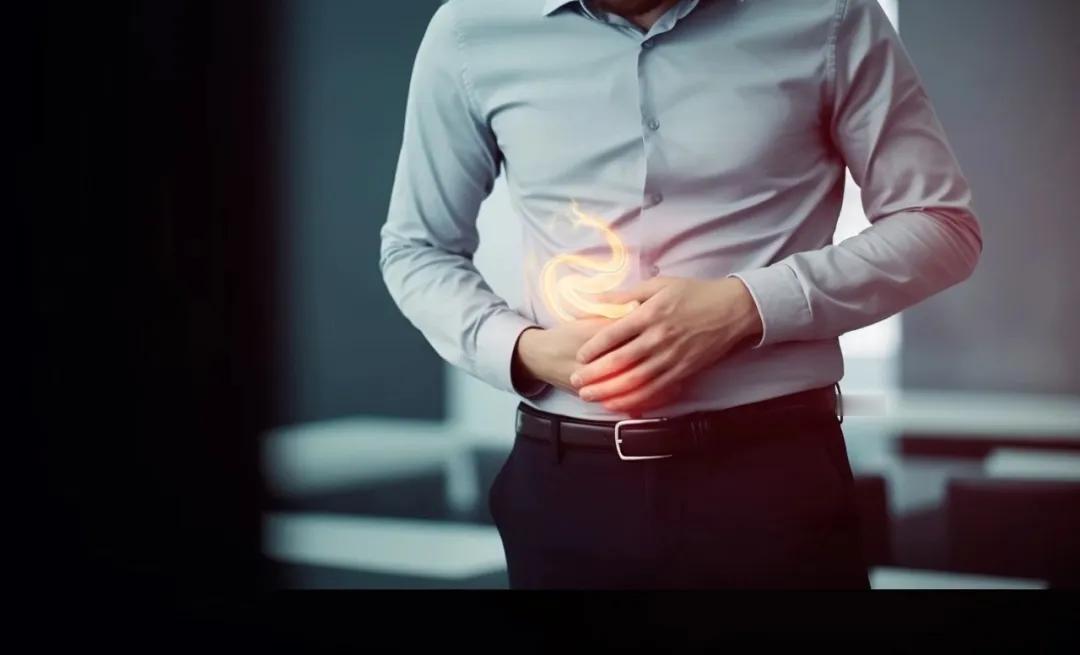 晨起护肝、饭后养胃、睡前益肾，常做这3个动作，健康自然来！身体每天在用的