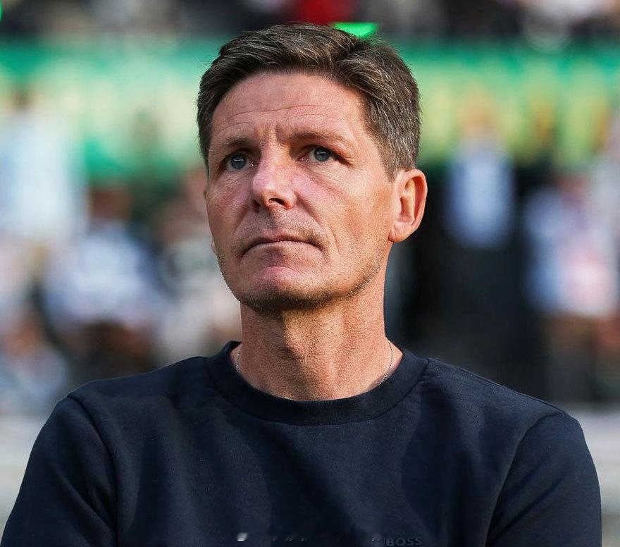 【曝格拉斯纳不与水晶宫续约】罗马诺爆料：合同在本赛季结束之后到期的水晶宫主帅格拉