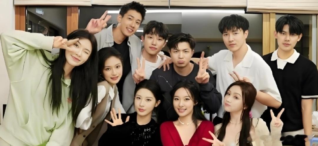 爱奇艺的恋综里有真狗粮这部恋综真的打破刻板印象，没有刻意制造冲突，全是真诚又细