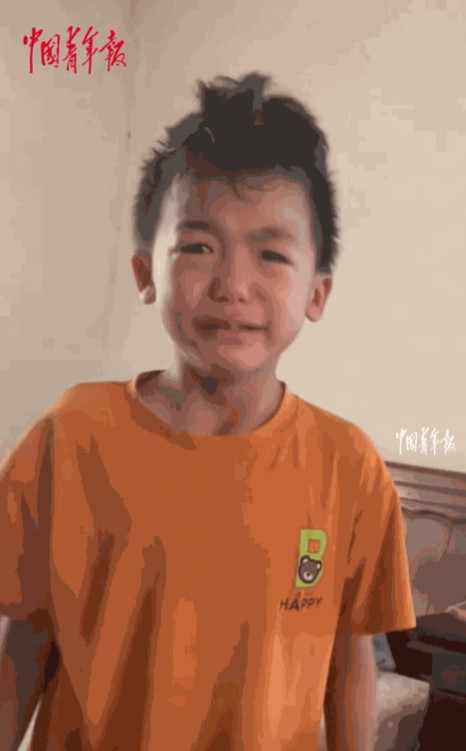 丢人丢大了！”7月2日，云南文山，女子正在休息，孩子突然哭着跑过来说：“屋里有只
