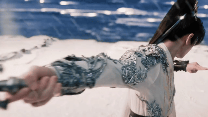 天地剑心我要夸爆这个天地剑心。。杜林导演镜头下的成毅有点撕漫了，和王权富贵的适