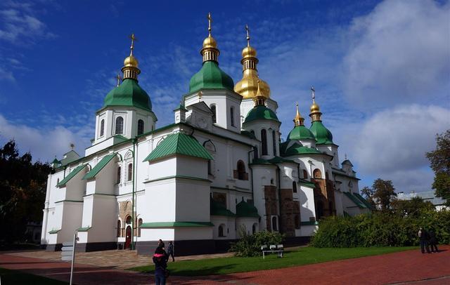 gdp增速_2018gdp欧洲城市