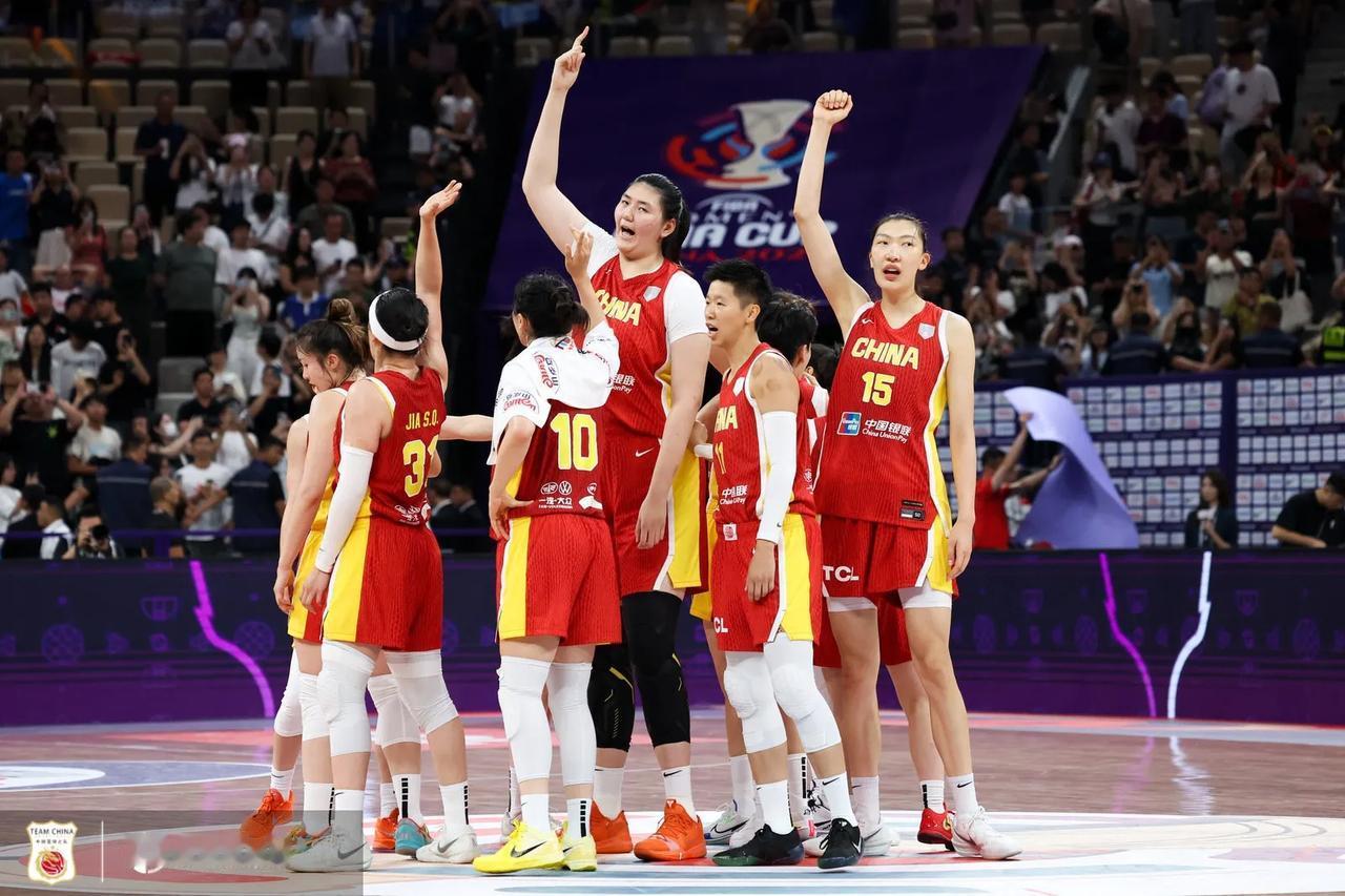 这就是差距，亚洲杯女篮得分榜；张子宇——亚洲杯31分，投篮86.7%；韩
