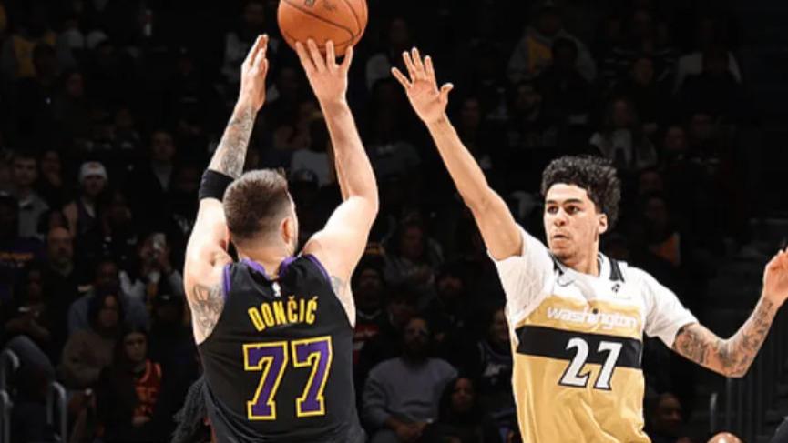 詹姆斯天神下凡！湖人狂胜31分 东契奇创4大神迹