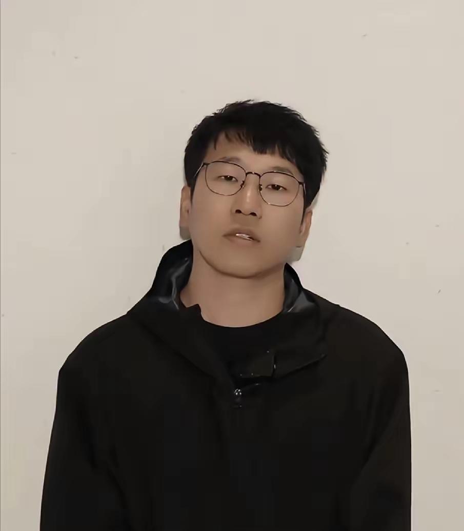 石明这次真亏麻了！彻底被狠狠甩开当初董宇辉出走，明眼人都知道是绝佳机会，他偏