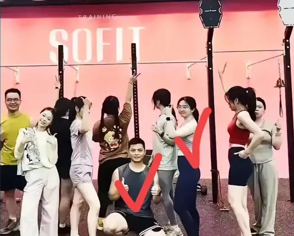 梁子莹与健身教练的事儿在网上闹得沸沸扬扬的。与梁子莹一起健身的那些女人的老公