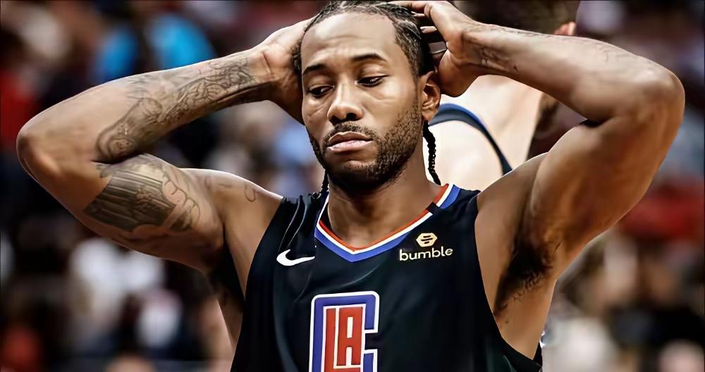 97：116惨败开拓者跌至西部第九，快船输掉本赛季最关键一战。伦纳德在对手的严防