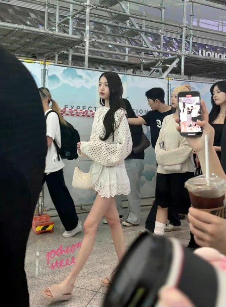 长腿兔兔ive张元英wonyoung