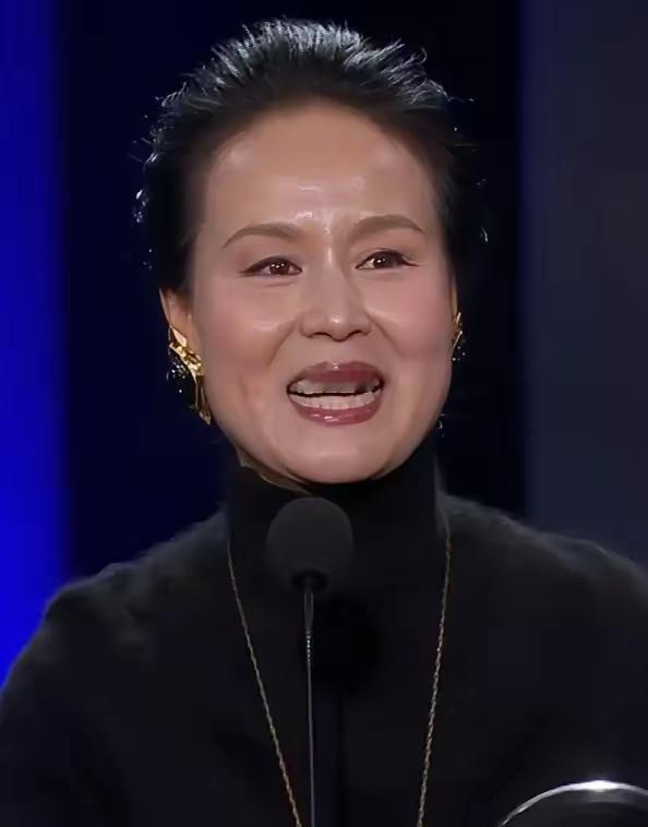 中国网民从来没有这样抵制过一部电影，谁都没想到《监狱来的妈妈》成了众矢之的，遭抵