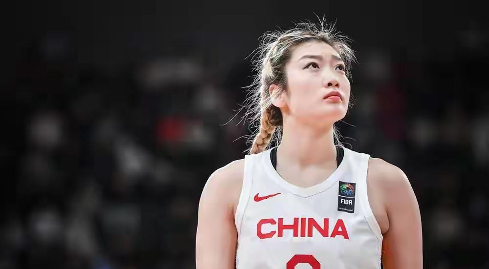 不吹不黑的说，李梦到底什么水平？答案是：中国女篮的最高水平。一直以来，看过李