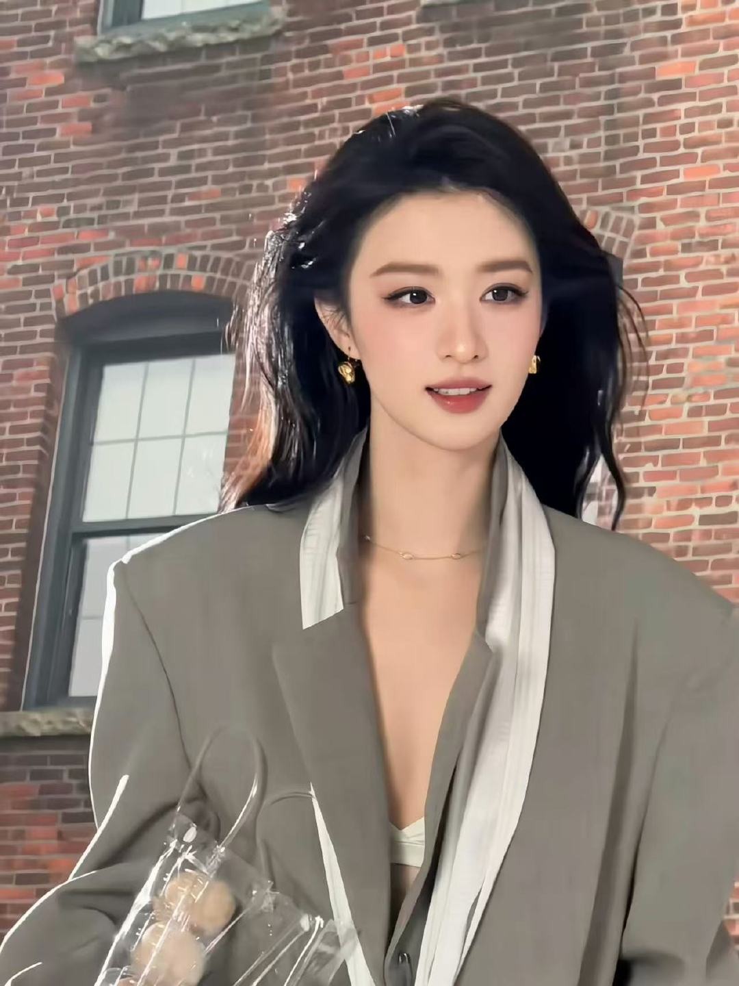 化妆师发的王楚然live图王楚然湿发这个王楚然美成啥了我的天