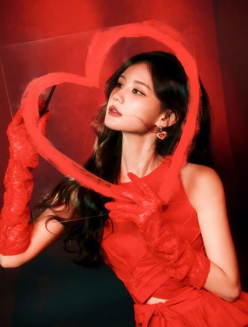 王楚然突发身体不适王楚然因突发身体不适紧急取消了原定参与的《明月录》直播活动。