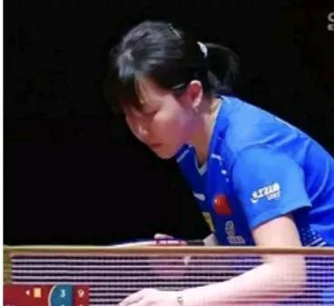 看陈幸同和考夫曼的32强比赛，实在是令人揪心。感觉同同如果要在世乒赛上拿冠军，靠