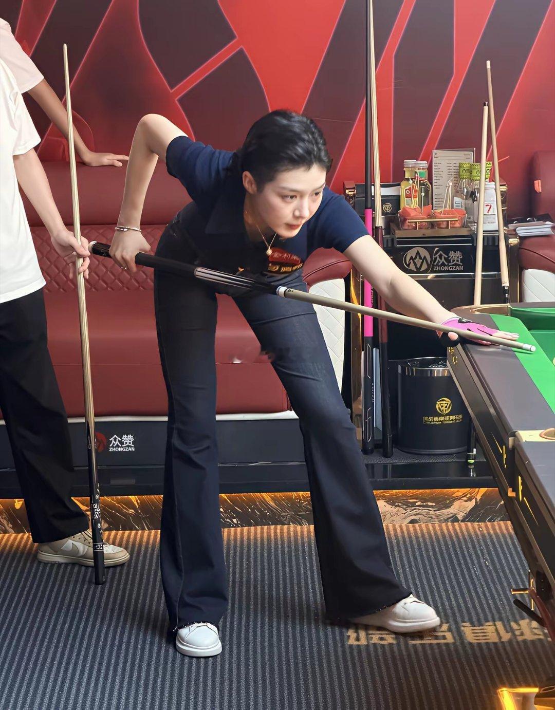 见到王思诺本人了！确实又美又飒，球技也是真的牛逼​​​
