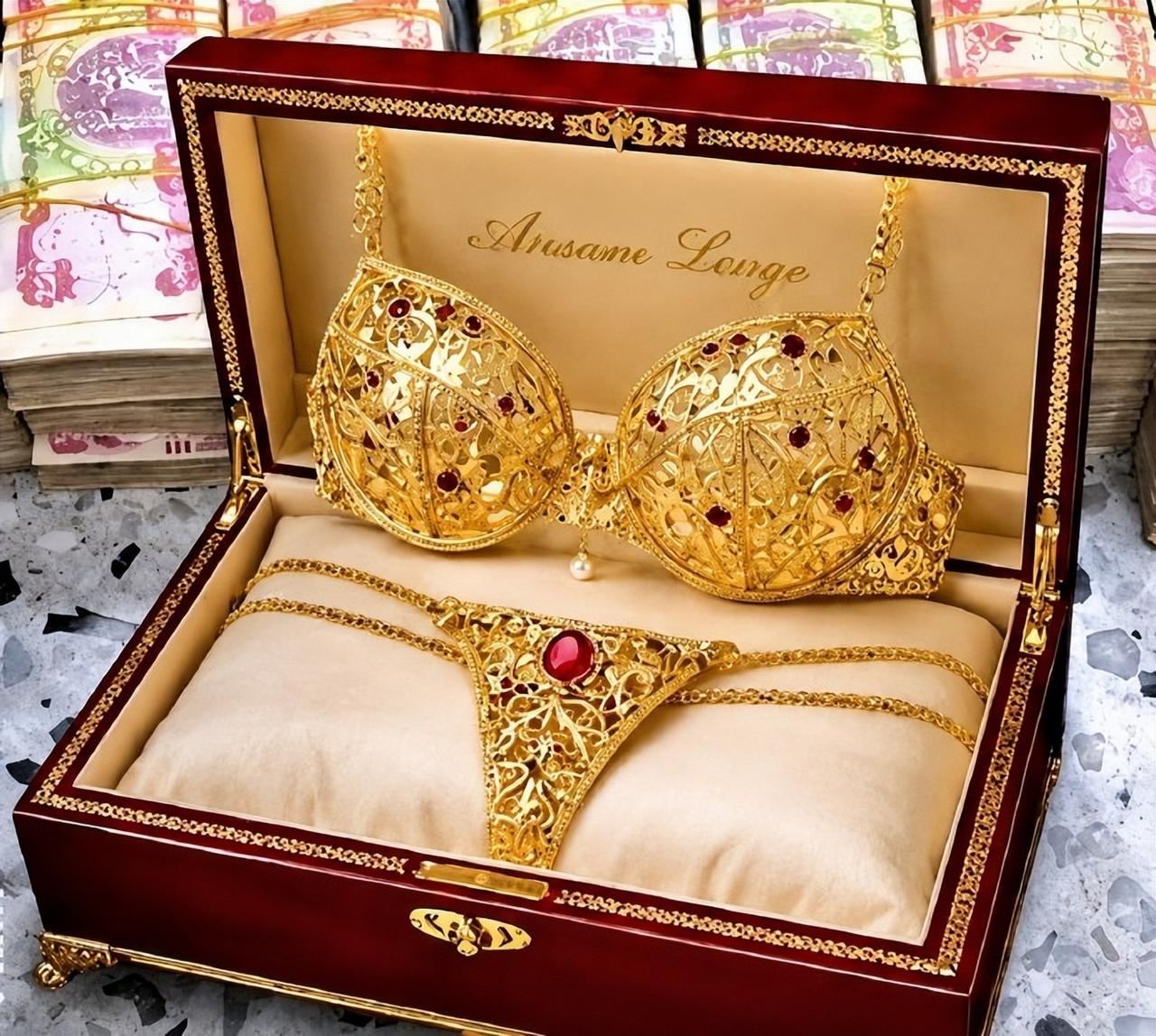 顶着保守素雅外在的女议员欣德·阿巴西，因一套猎奇黄金藏品把贪腐黑料摊在全网眼前。