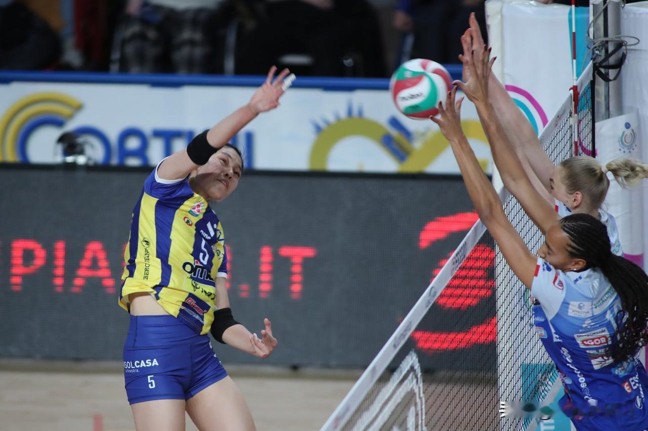 意大利A1联赛官网狂赞庄宇珊：表现果断稳健，在场上的存在感也传递出自信和稳定