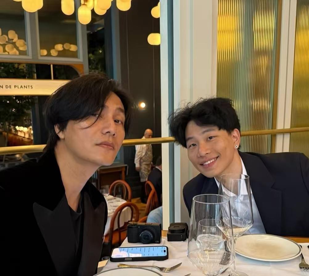 陈坤真的太让人意外了，3个万万没想到。一：大家都知道陈坤未婚却有一个儿子，叫陈