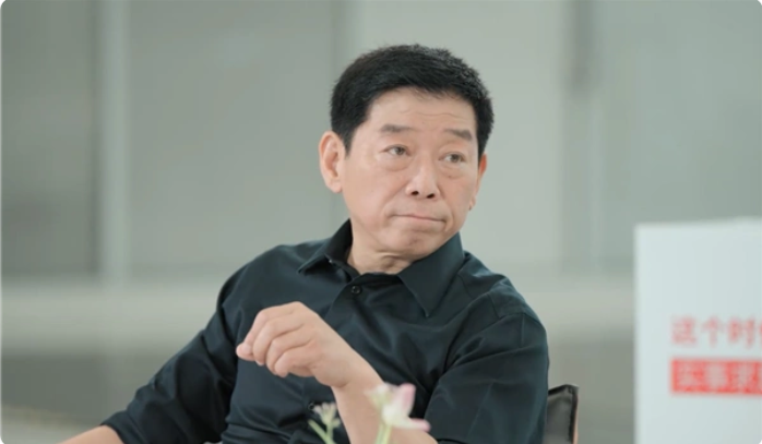魏建军吐槽：自己又没有被邀请！哈弗坡总开着猛龙自己去试车了，在道路上发现前面